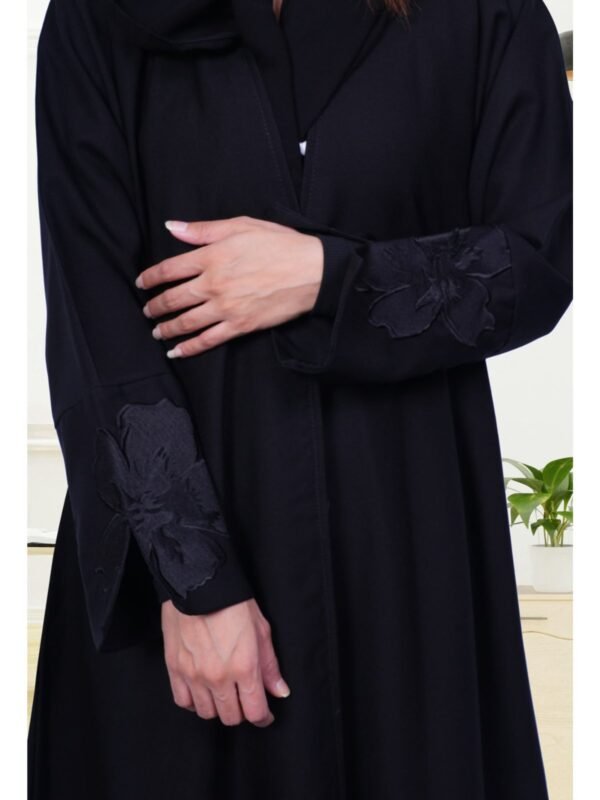 Black Simple Abaya — Custom Custom Abaya India | Nisabiya® — Custom Custom Abaya India | NISABIYA®